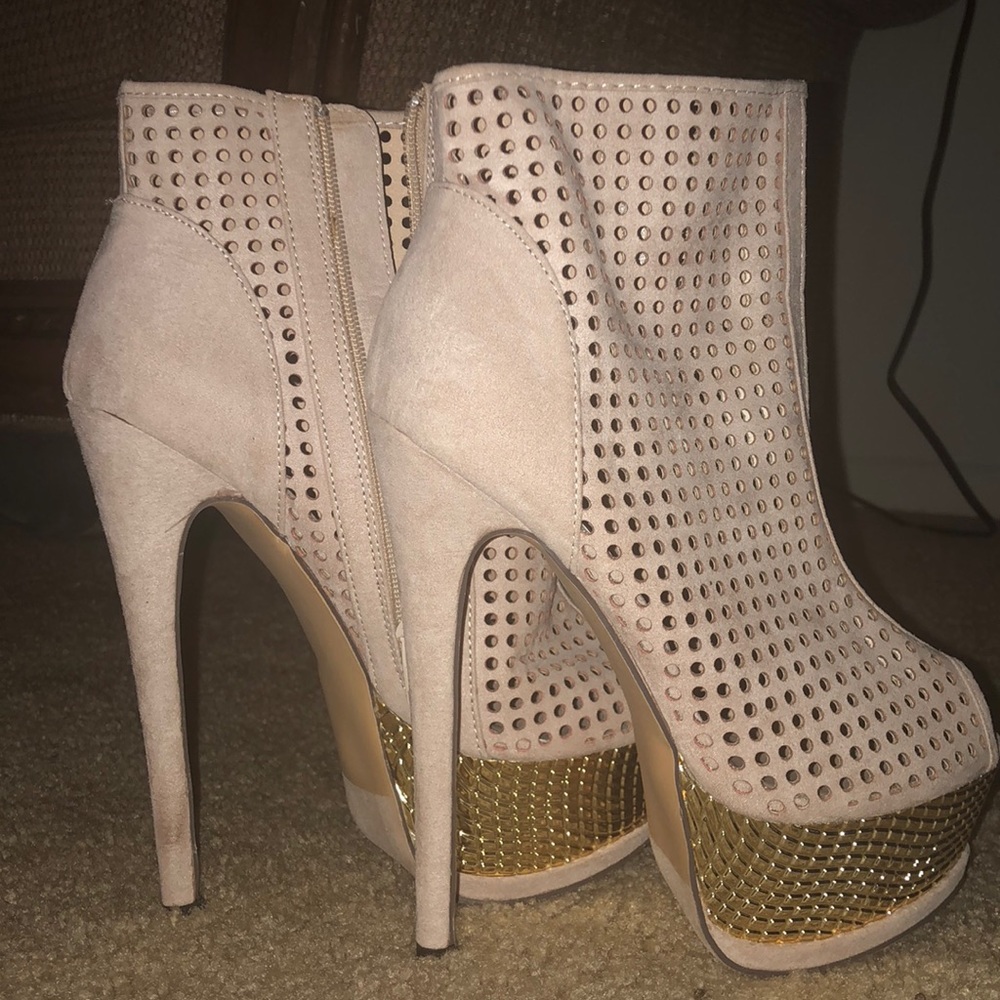 Sexy High Heel Shoes💋💋